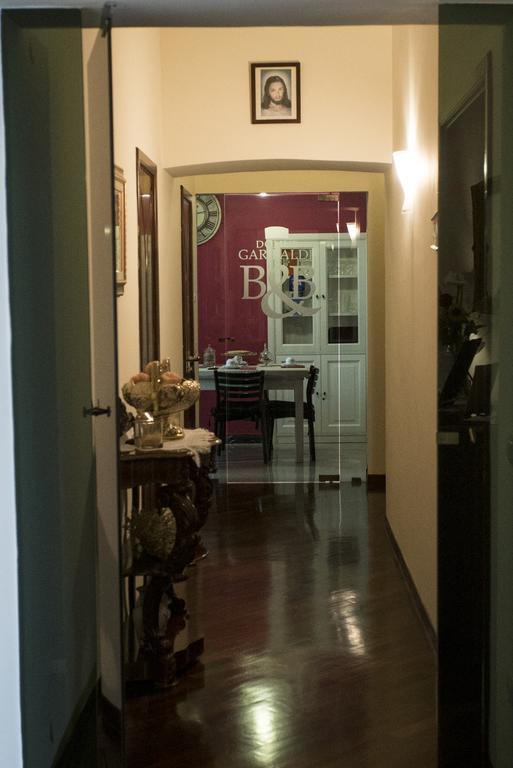 B&B Domus Garibaldi Салерно Экстерьер фото